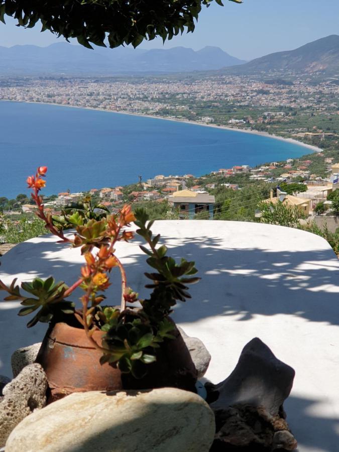 "Unique view" Διαμερισμα με θέα θάλασσα και πόλη Διαμέρισμα Καλαμάτα Εξωτερικό φωτογραφία