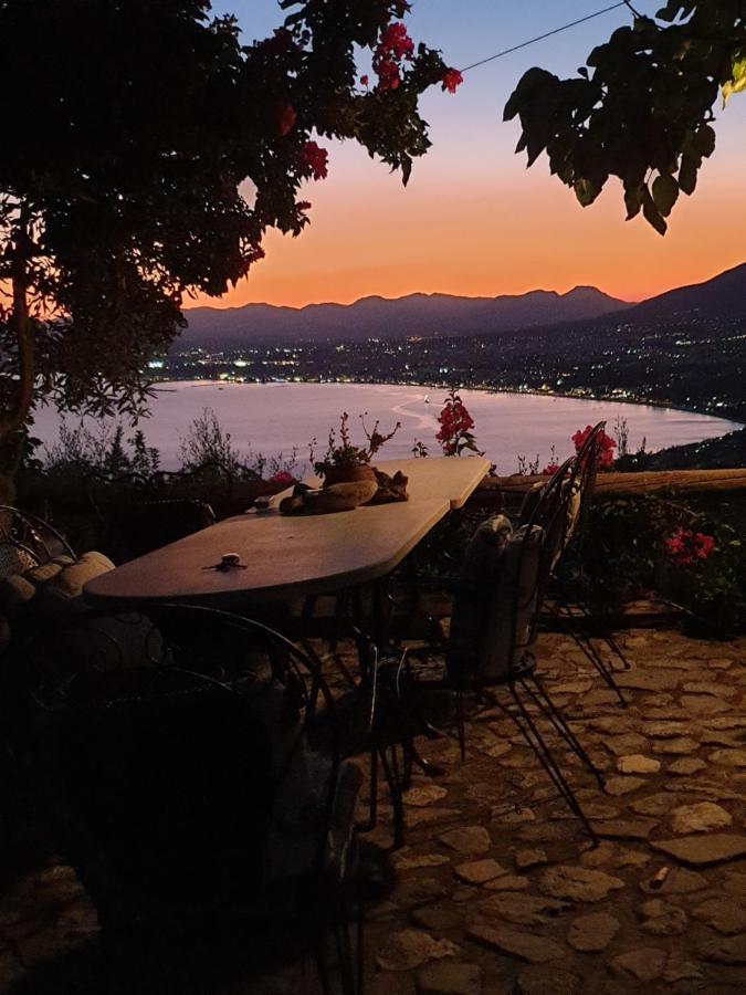 "Unique view" Διαμερισμα με θέα θάλασσα και πόλη Διαμέρισμα Καλαμάτα Εξωτερικό φωτογραφία