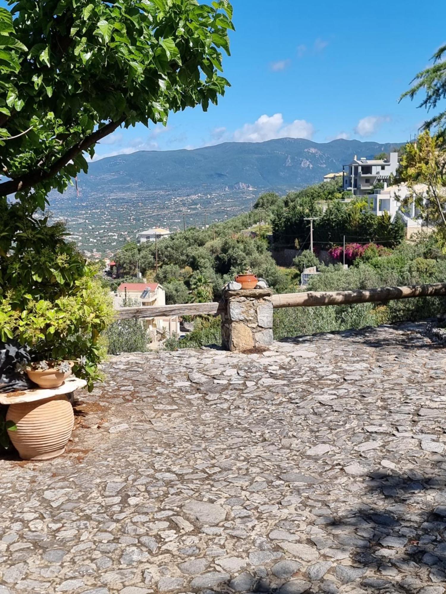 "Unique view" Διαμερισμα με θέα θάλασσα και πόλη Διαμέρισμα Καλαμάτα Εξωτερικό φωτογραφία