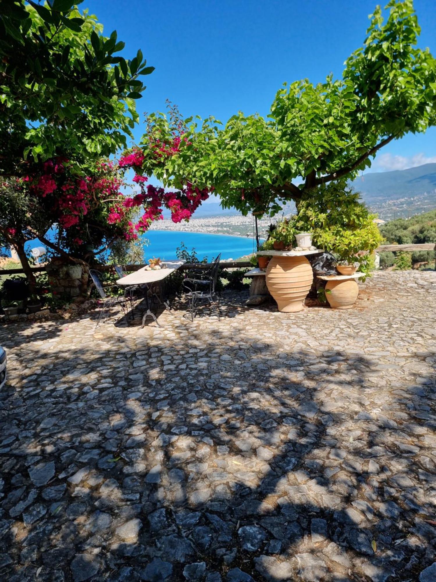 "Unique view" Διαμερισμα με θέα θάλασσα και πόλη Διαμέρισμα Καλαμάτα Εξωτερικό φωτογραφία